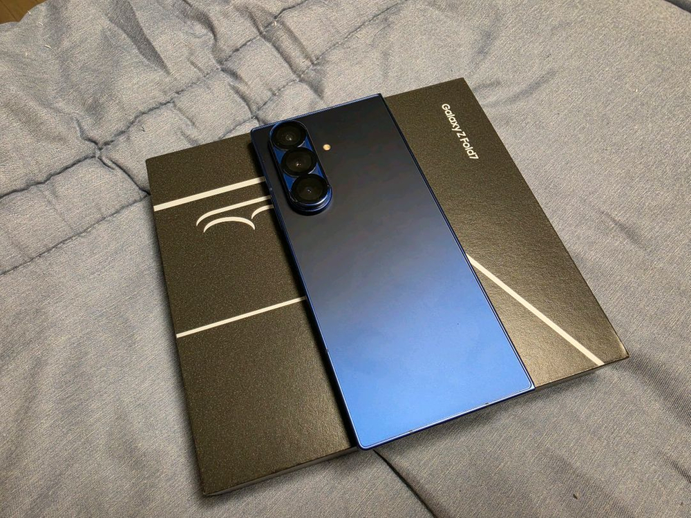 갤럭시 폴드7 512G 블루, skt용 정상해지 이미지