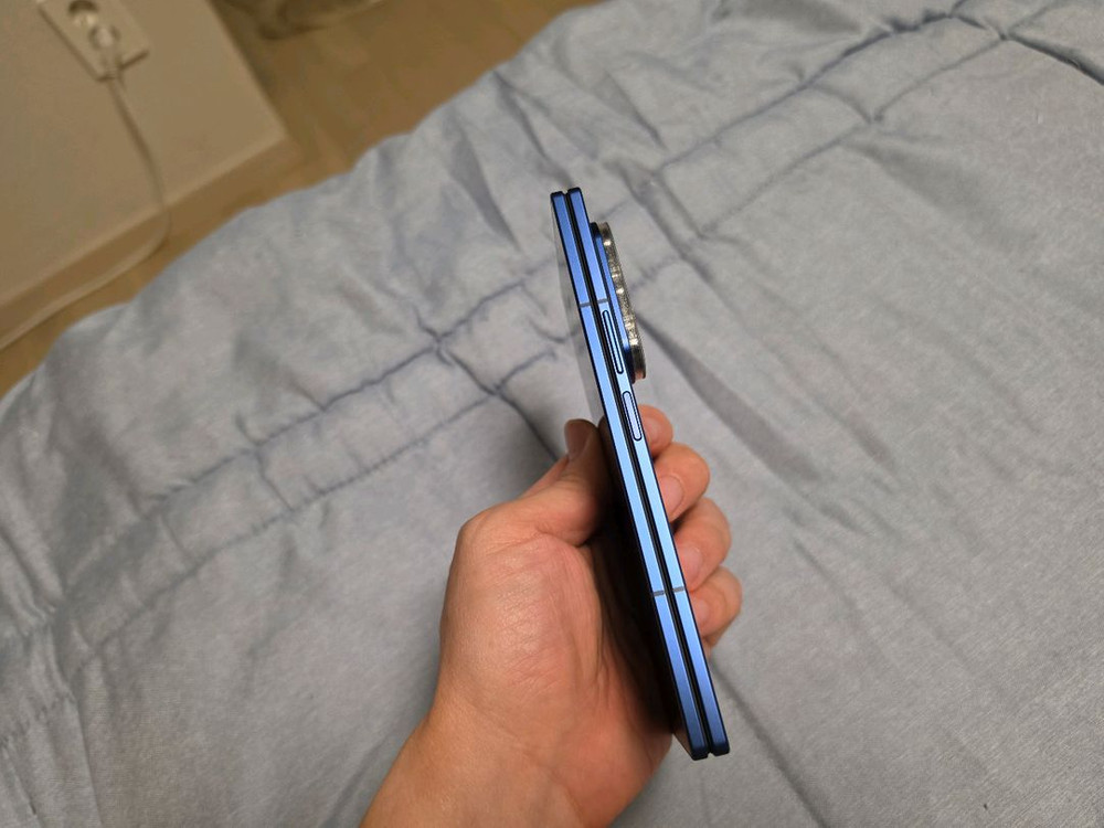 갤럭시 폴드7 512G 블루, skt용 정상해지 이미지