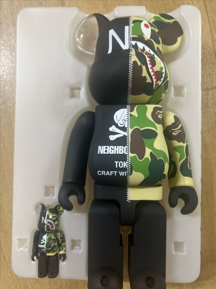 베어브릭 네이버후드X베이프 100 400 이미지