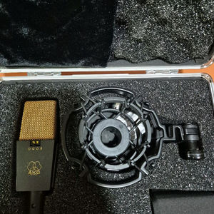 AKG C414B 이미지