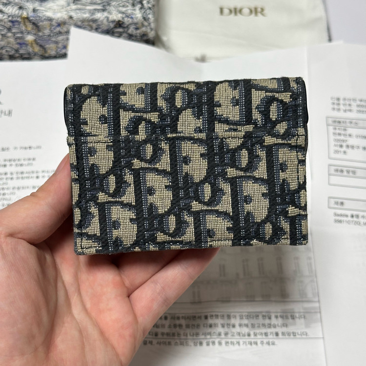[풀구성] 디올 오블리크 새들 플랩 카드지갑 베이지 이미지