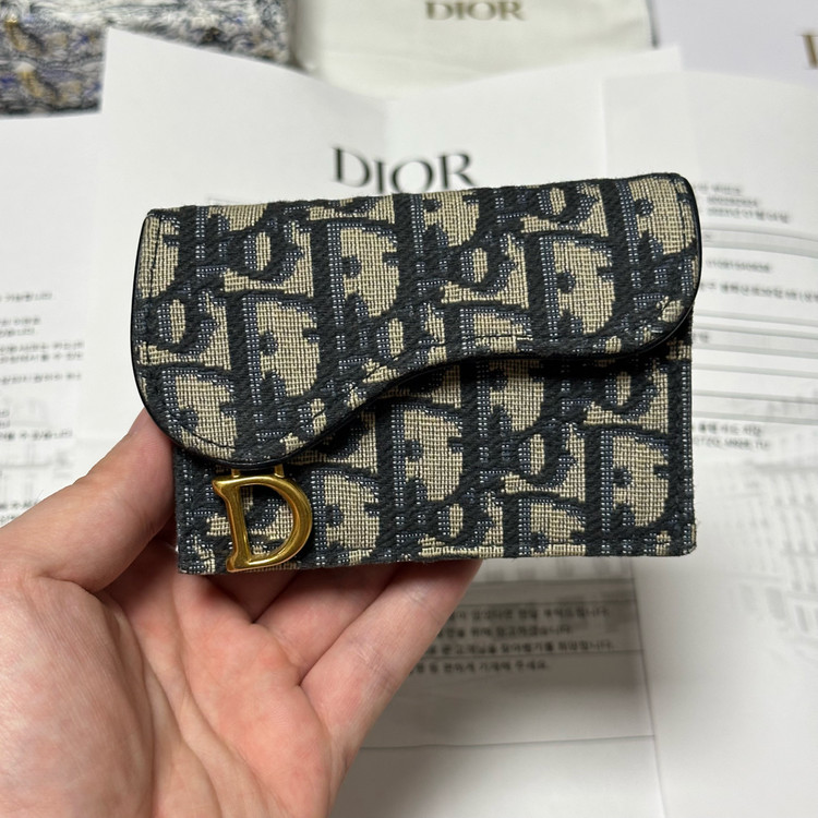 [풀구성] 디올 오블리크 새들 플랩 카드지갑 베이지 이미지