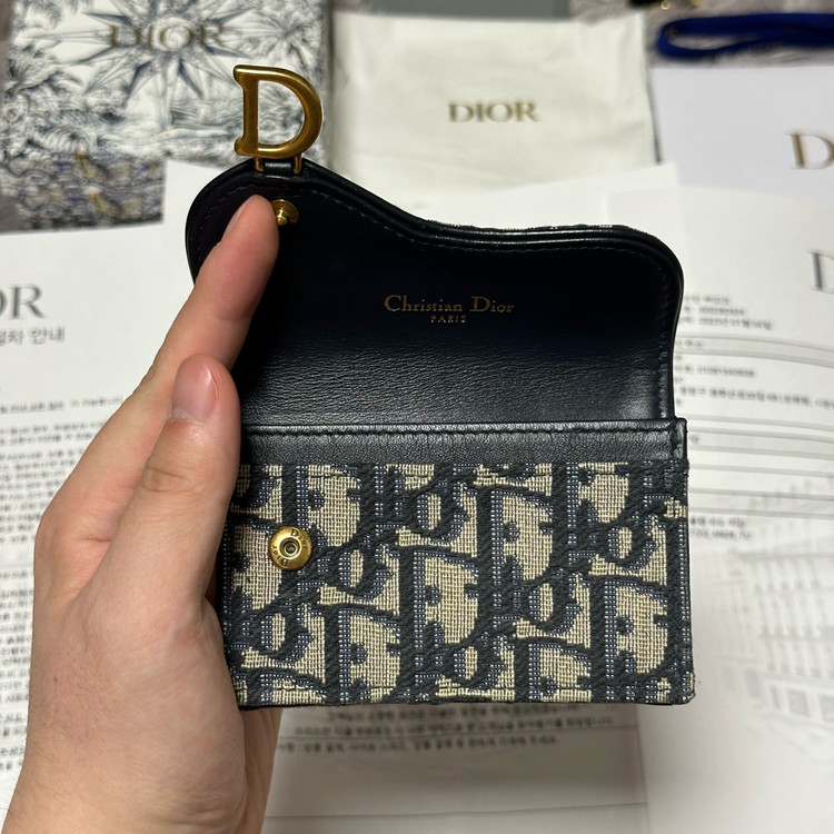 [풀구성] 디올 오블리크 새들 플랩 카드지갑 베이지 이미지