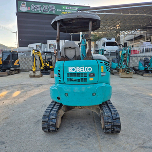 코벨코 SK35SR 미니 굴삭기입니다사진에서 보시는 것처럼 작동 상태 양호합니다다 이미지