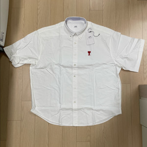 [거의 새제품] 아미 ami 하트로고 코튼 반팔셔츠 화이트 L 이미지