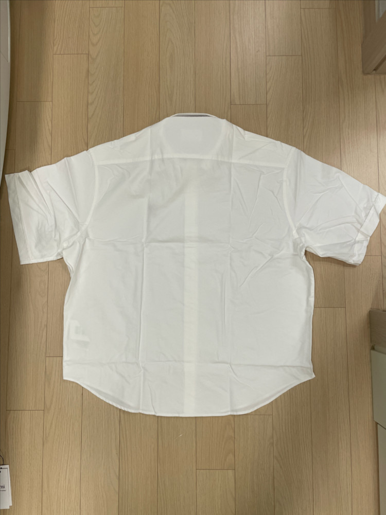 [거의 새제품] 아미 ami 하트로고 코튼 반팔셔츠 화이트 L 이미지