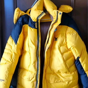 Salewa 옐로우 패딩 XL 사이즈 이미지