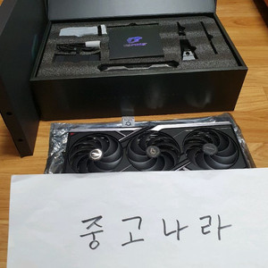 컬러풀 RTX 5070 OC D7 12GB 불칸 피씨디렉트 이미지