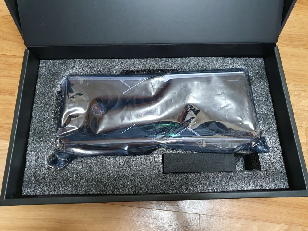 컬러풀 RTX 5070 OC D7 12GB 불칸 피씨디렉트 이미지
