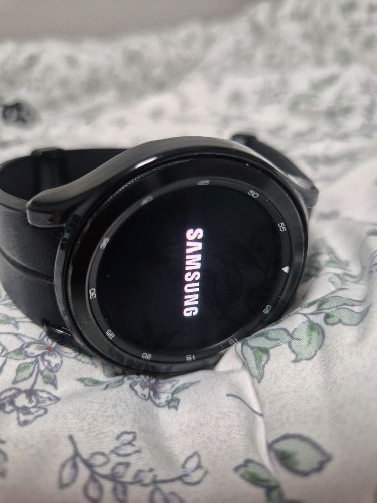 갤럭시워치4 클래식 46mm 블랙 SM-R890 이미지