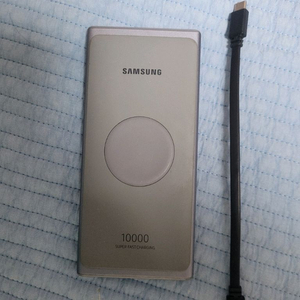 삼성 무선보조배터리 팝니다 (스위치게임이랑 교환 가능) 이미지