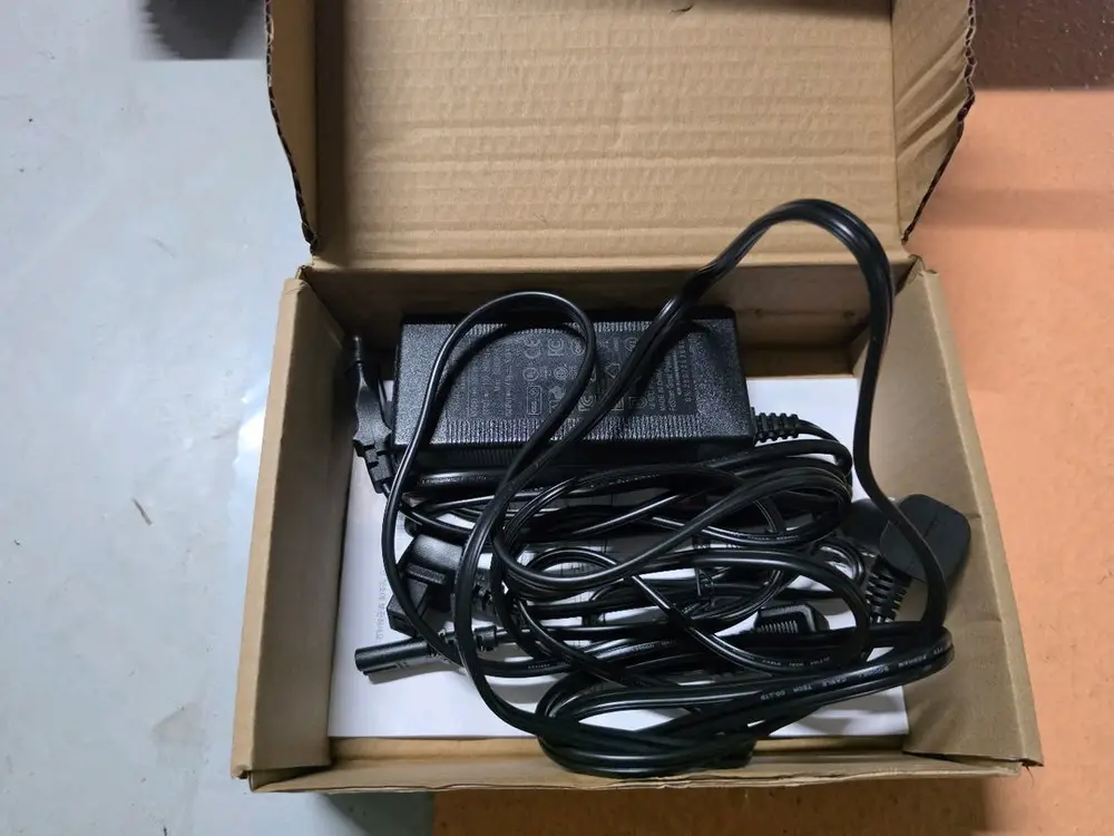 알피쿨 X Ultra 38L 카키색 판매합니다.(탈부착식배터리포함) 이미지