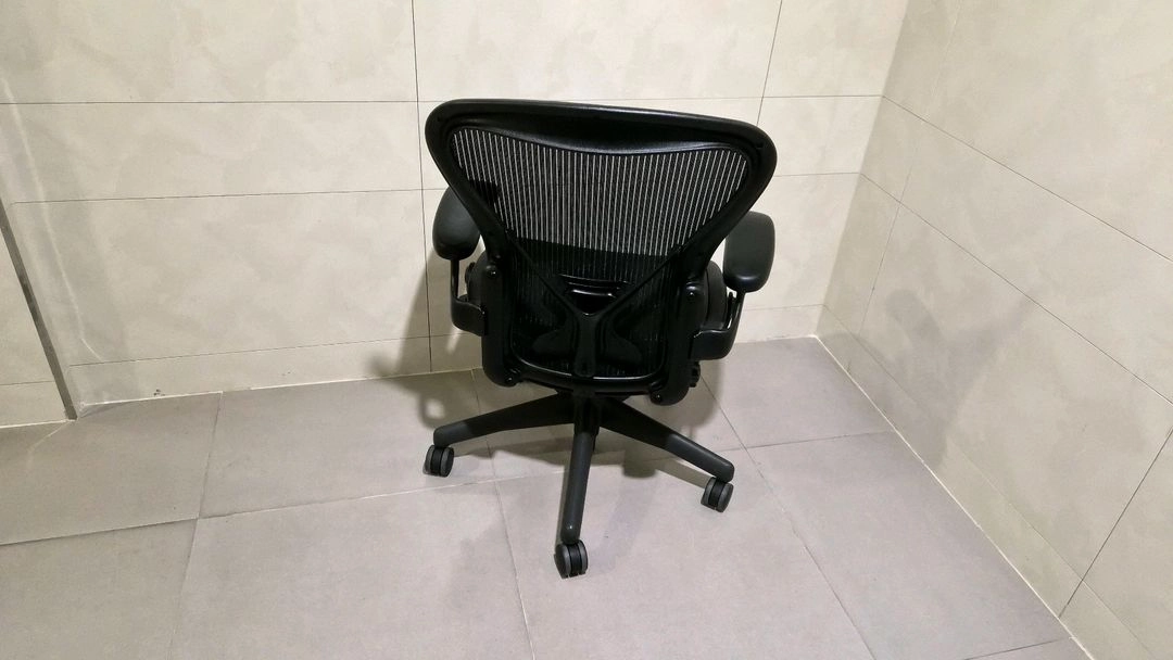 수입명품의자, 허먼밀러 에어론 체어 이미지