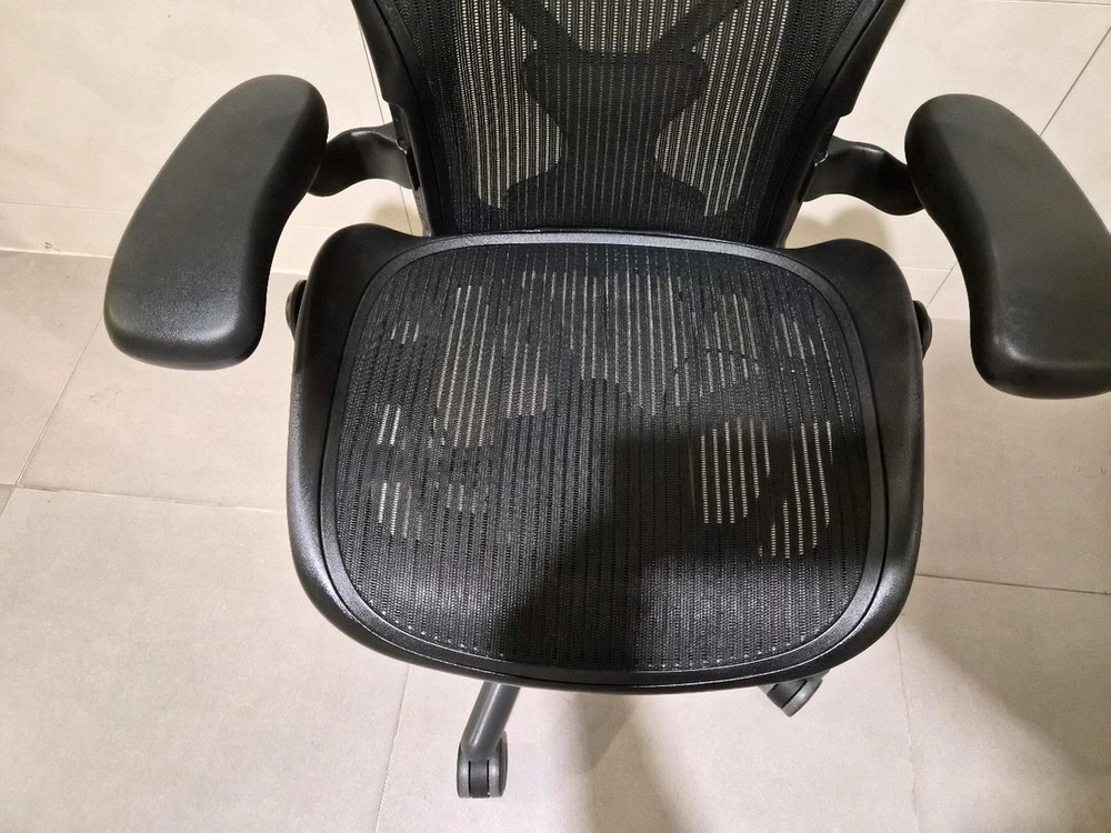수입명품의자, 허먼밀러 에어론 체어 이미지