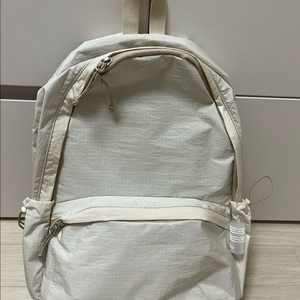 이안 W40 백팩 나일론 경량 가벼운 데일리 남녀공용 여행용 수납좋은 가방 소프트 아이보리 이미지
