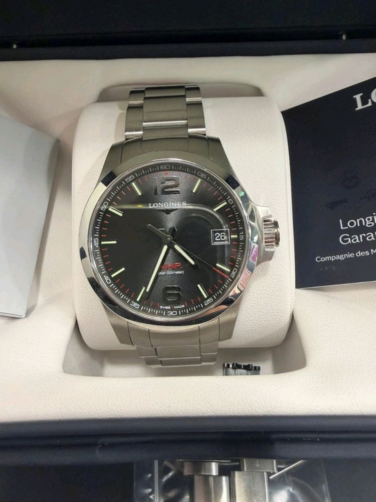 론진 콘퀘스트 V.H.P. 41mm 시계 (2주전 구매) 이미지