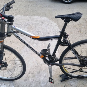 캐논데일 스카펠 mtb 자전거 팝니다 이미지