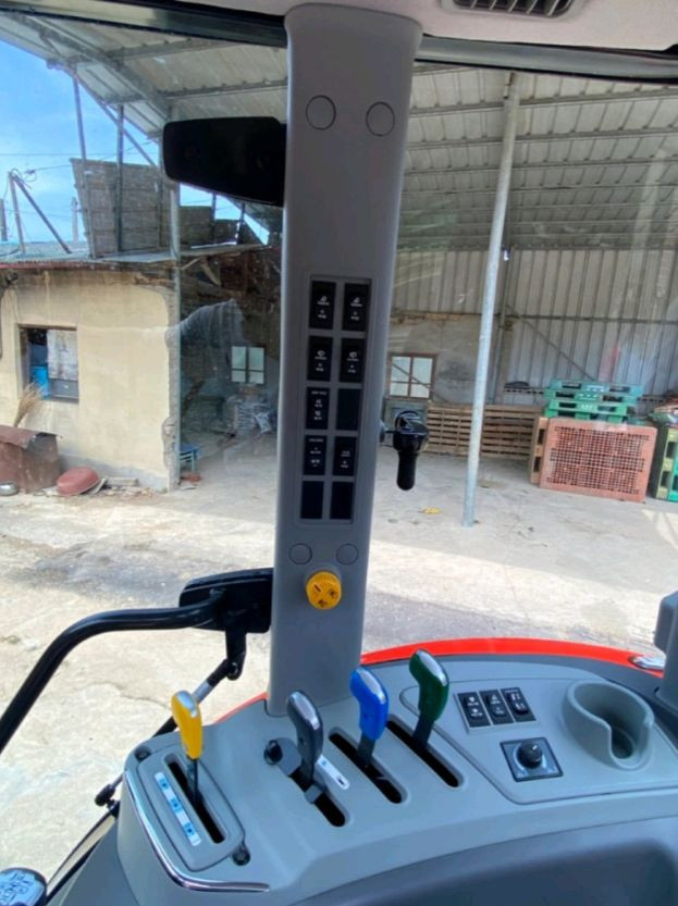 신품급) 대동 60 마력 트랙터RX630 (급처분) 이미지