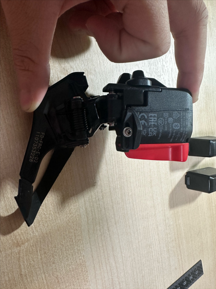 스램 포스 D2 앞드 앞변속기 + 알리발 스램 호환 배터리 2개 이미지