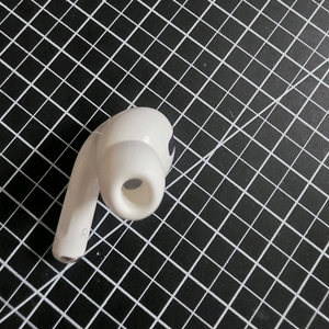 에어팟 프로 1세대 한쪽 유닛팝니다 정상작동 라이트 이미지