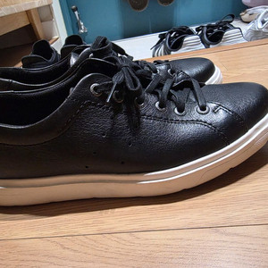 락포트 토탈 모션 레이스 투 토 남성 블랙 스니커즈 이미지