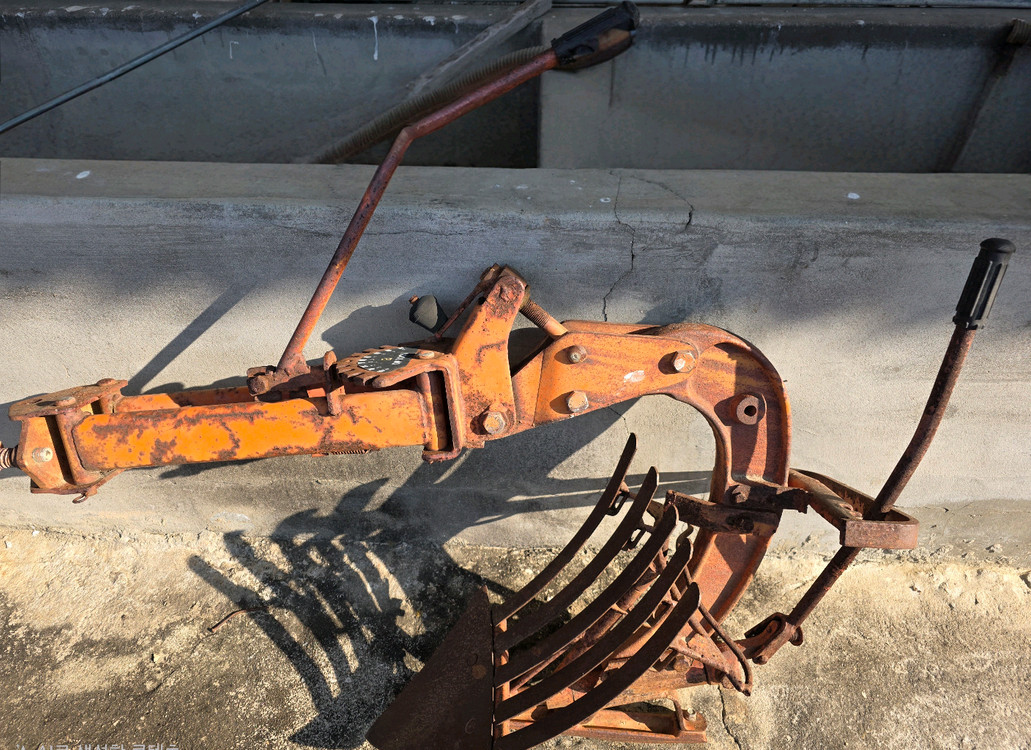 경운기+쟁기+로터리(배토기장착)+추레라 4종 이미지