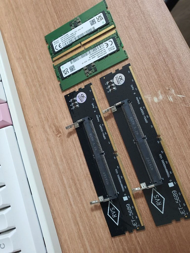 하이닉스 DDR5 노트북 메모리 8GB 2개 + 데스크톱램 변환 어뎁터 2개 이미지