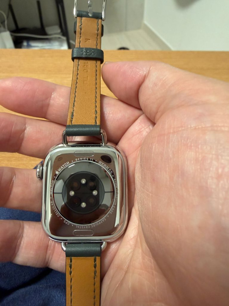 애플워치 11 에르메스 42mm 판매합니다 이미지