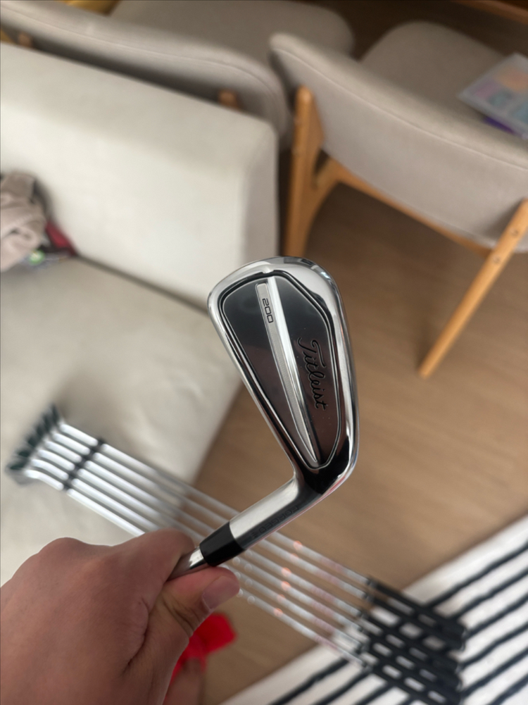 타이틀리스트 T200/T100 3세대 아이언세트 골프채 팝니다. 이미지