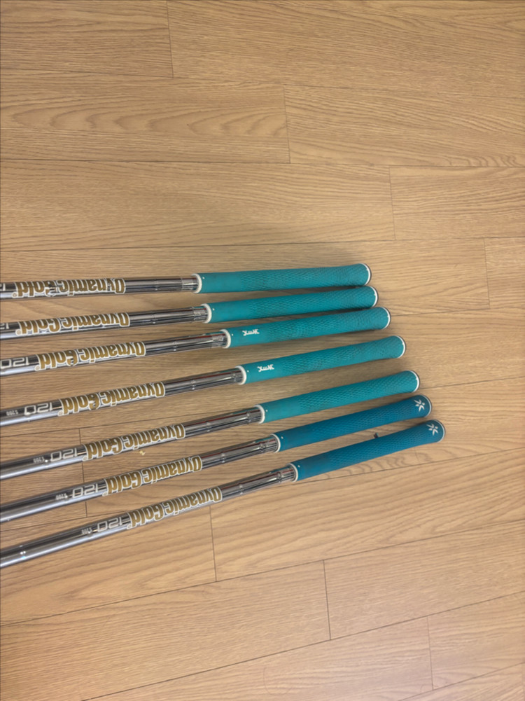 타이틀리스트 T200/T100 3세대 아이언세트 골프채 팝니다. 이미지