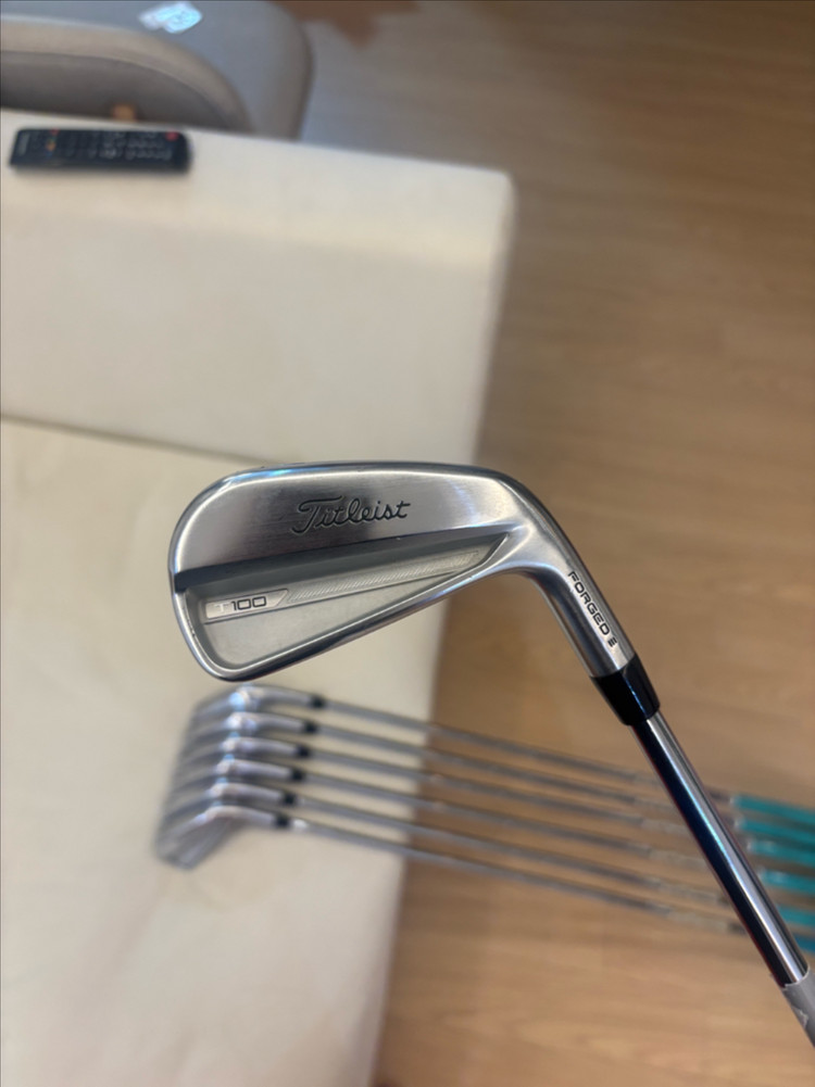 타이틀리스트 T200/T100 3세대 아이언세트 골프채 팝니다. 이미지