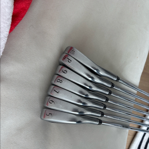 타이틀리스트 T150 4세대 최신형아이언세트 골프채 팝니다. 이미지