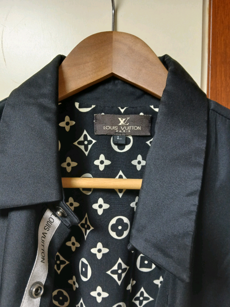 루이비통 자켓 이미지