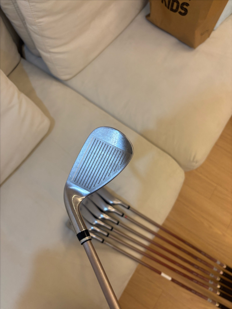 젝시오 1300k 여성용 골프채 풀세트 팝니다. 이미지