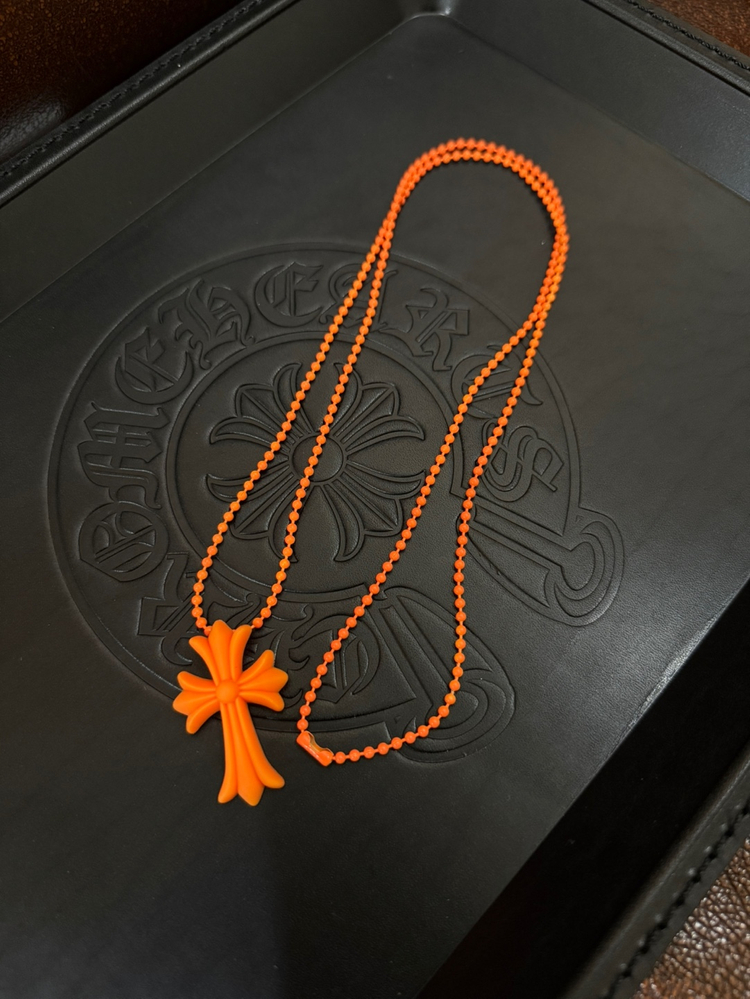 크롬하츠 실리크롬 CH 크로스 펜던트 목걸이 체인 이미지