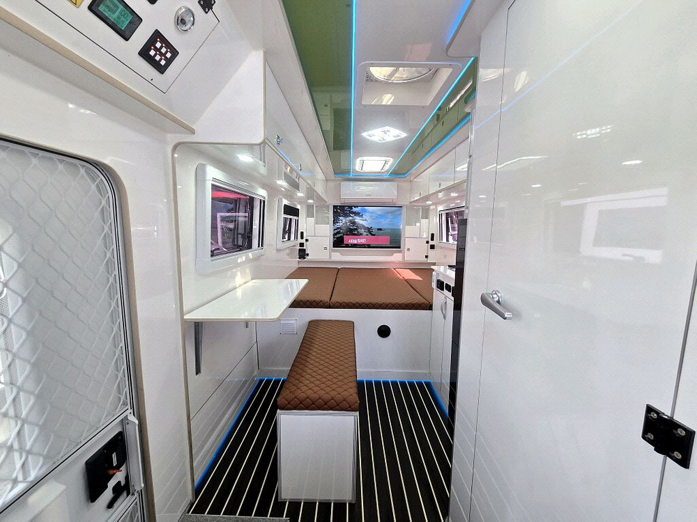 12년 e카운티4인승캠핑카(신규제작,숏바디,16만km)-전액할부됨 이미지