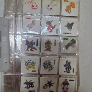 99년대 각종 띠부씰 (디지몬,포켓몬,탑블레이드?) 이미지