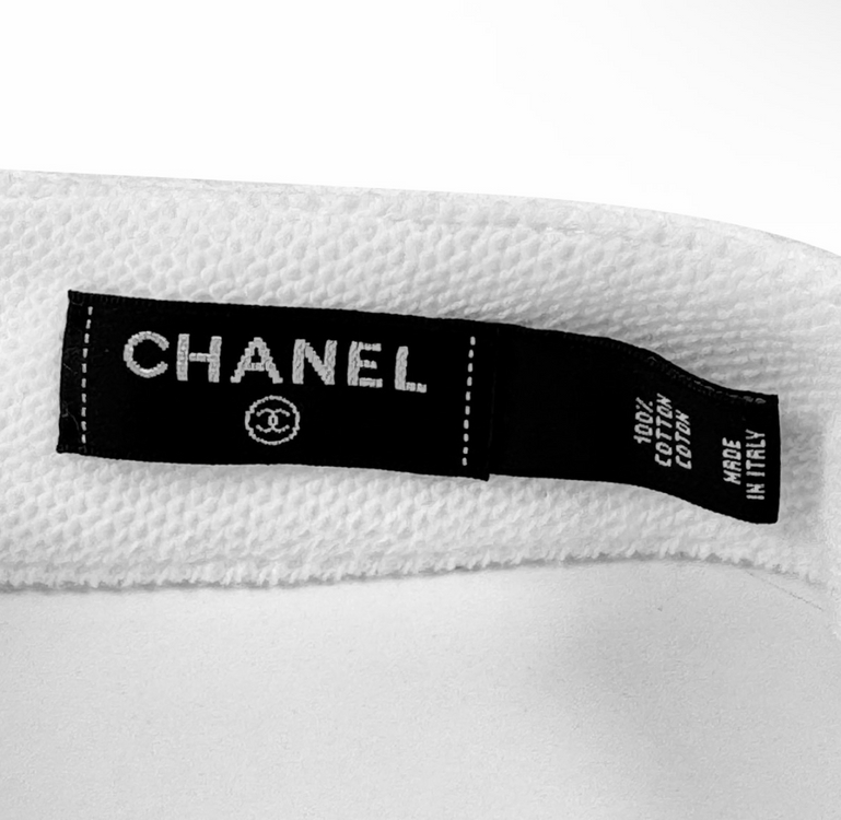 샤넬 여성 CC 로고 코코 비치 코튼 드릴 썬바이저 썬캡 모자 화이트 이미지