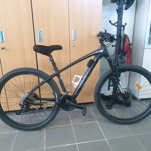 mtb 자전거 칼라스 카본모델입니다 이미지