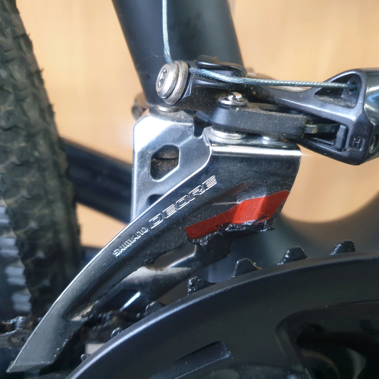 mtb 자전거 칼라스 카본모델입니다 이미지