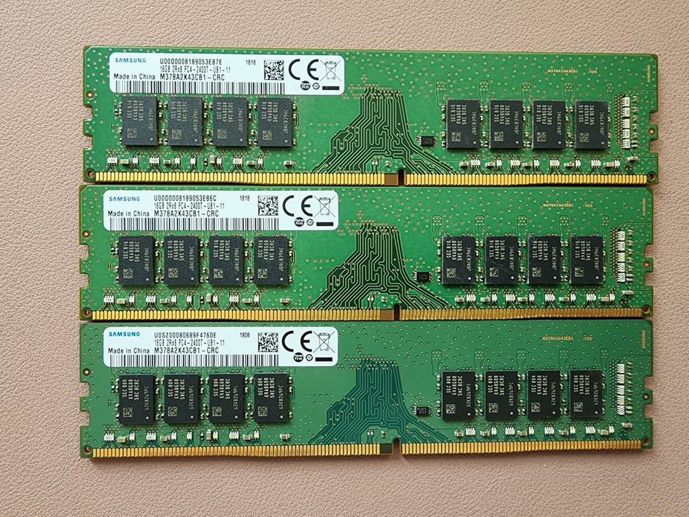 데스크탑용 메모리 램 삼성 DDR4 16GB 2400 MHz 이미지