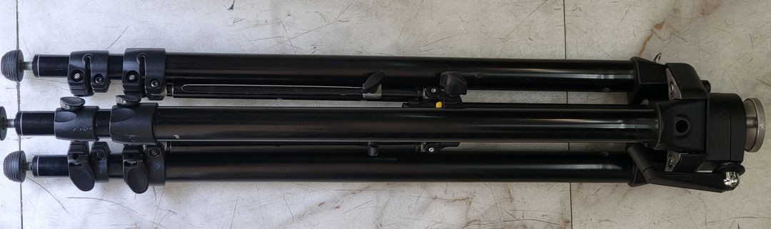 맨프로토 475B 대형삼각대 이미지