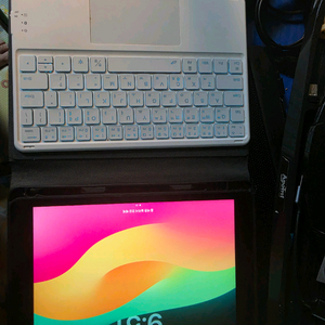 아이패드9세대 매직키보드세트 이미지