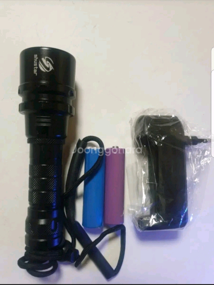 방수랜턴(충전지2알 포함).방수손전등.다이빙 랜턴 이미지