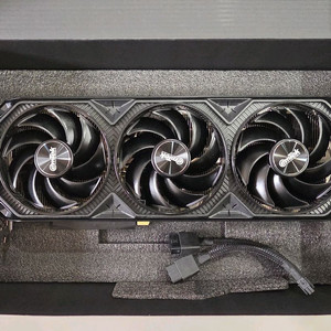 이엠텍 RTX 4070 Ti SUPER BLACK STORM 이미지