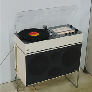 디터람스 Braun Audio300 턴테이블+Elac4100 스피커_(Braun L60, L46 스피커 변경 가능) 이미지