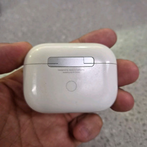 애플 에어팟 프로2 충전케이스 이미지