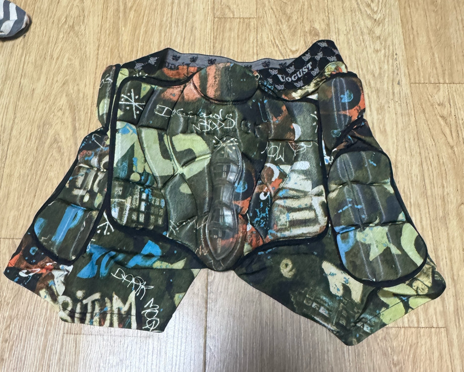 스키복 쿠션 패드(엉덩이 무릎) 이미지