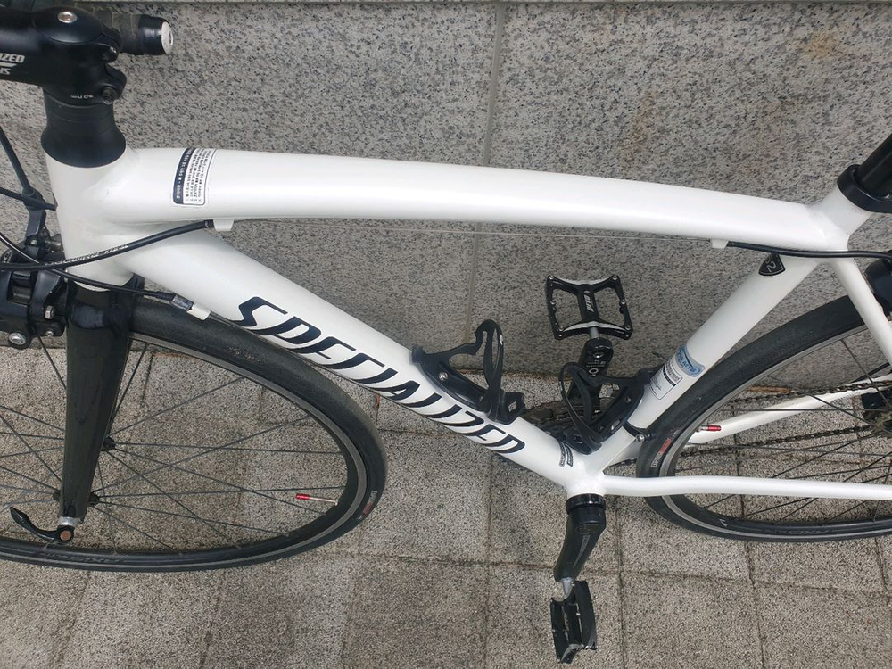 스페셜라이즈드 로드 자전거 구동계,브레이크 105 이미지