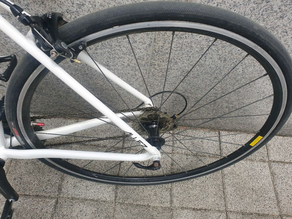 스페셜라이즈드 로드 자전거 구동계,브레이크 105 이미지